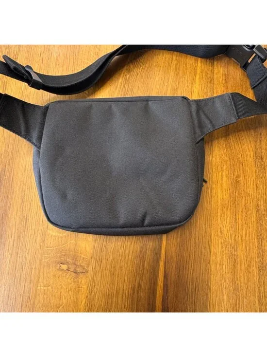 HERSCHEL SUPPLY CO. Settlement Hip Pack Black Waist Bag Adjustable Fanny Pack - Picture 12 of 12